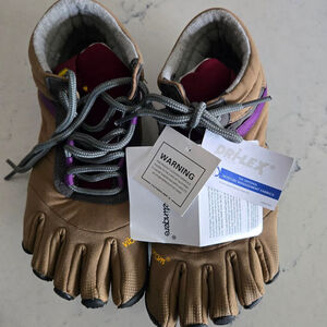Vibram FiveFingers Brown Women's Shoes